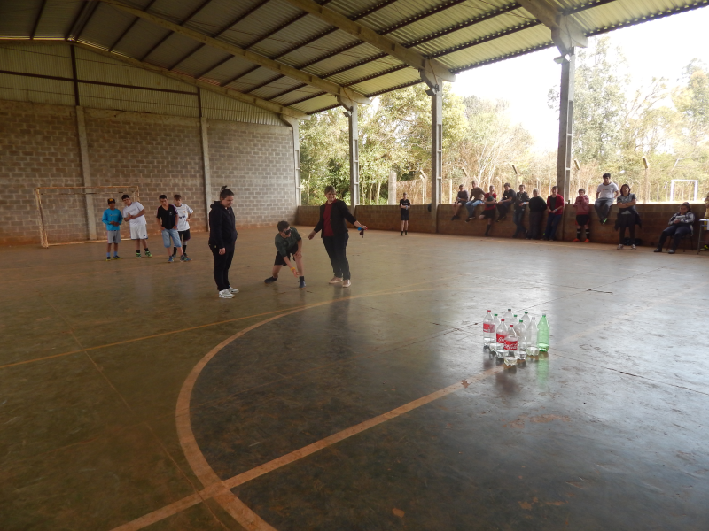SECRETARIA MUNICIPAL DE EDUCAÇÃO, CULTURA E TURISMO REALIZOU UMA GINCANA COM OS ALUNOS DA REDE MUNICIPAL DE ENSINO